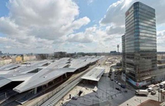 Vienna Hauptbahnhof celebrates opening