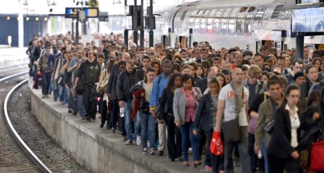 Paris: Trains to airports hit by one-day strike