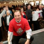 During a visit to Örnsköldsvik in northern Sweden in 2012, Löfven took the opportunity to put on an ice hockey shirt belonging to his favourite team, Modo. Photo: TT