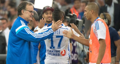 Gignac helps Marseille retake top spot from PSG