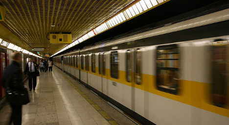 Woman gives birth on Milan metro platform