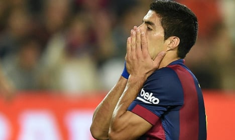 Suarez's home bow ends in shock defeat