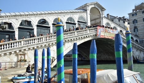 Venice tourists risk €500 fine for 'loud luggage'