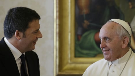Pope talks economy with Italian PM Renzi