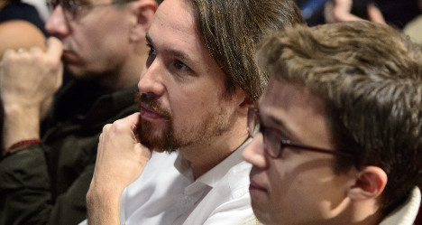 Podemos 'covered in crap': government official