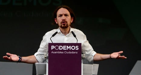 Protest vote pushes Podemos to top of poll