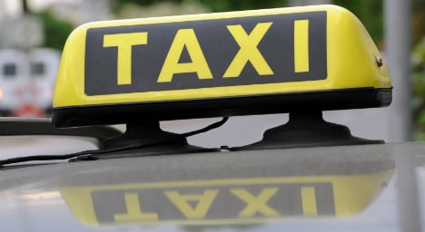 Finally! Berlin taxis to take plastic