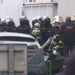 Huge numbers of heavily armed police arrive at the scene of Thursday's shooting at the Porte de Chatillon in Montrouge. Police identify the car used by the gunman, who is still on the run. A cordon is being set up around the scene, with the public and members of the media being pushed back.Photo: AFP