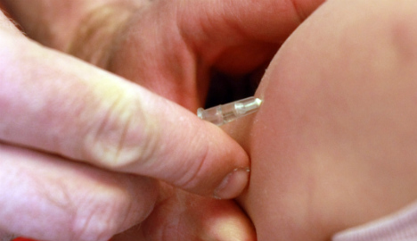 Measles kill toddler as Berlin school closes