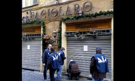 Rome tourist restaurants hid mafia money: police