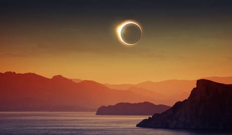 Eclipse junkies head for the Svalbard islands