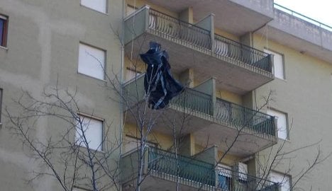 Italian police: ‘Isis flag’ was jacket in tree
