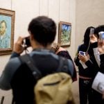 Paris museum lifts photo ban over minister’s pics