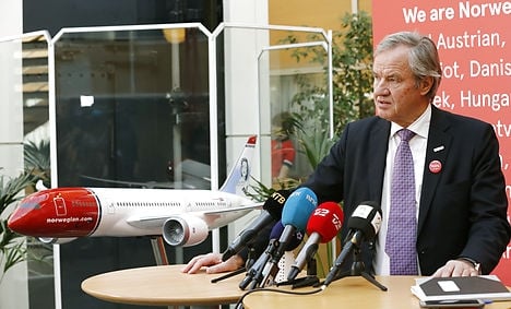 Norwegian strike over as pilots accept deal