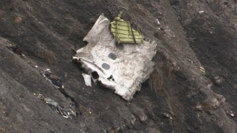 LIVE: Plane’s black box ‘damaged’ in plane crash