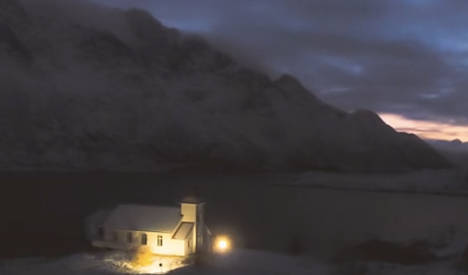VIDEO: Bird's eye view of Lofoten in winter