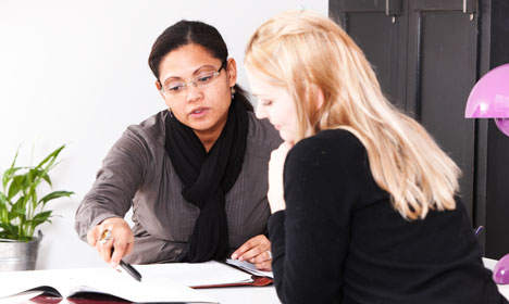 Immigrants' daughters make job market inroads