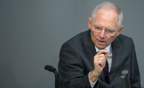 Germany's Schäuble softens Greece tone
