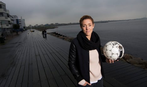 Sweden's top woman footballer to quit game