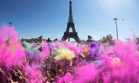 Paris doused in colour for 'world's happiest run'