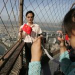 Chinese petition urges Paris to fight crime