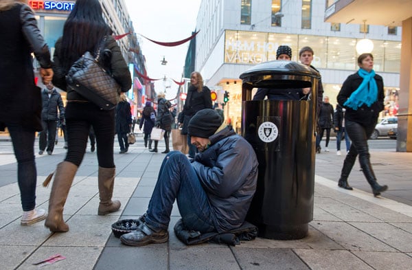 One in two Swedes want to ban begging: poll