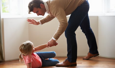 A third of parents OK with smacking children