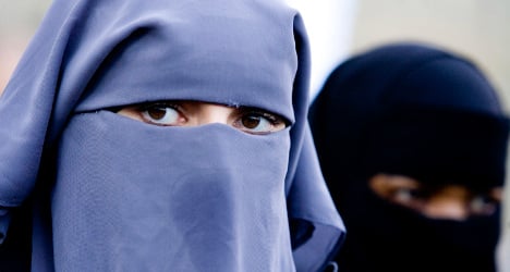 Sweden mayor compares burqa with slavery