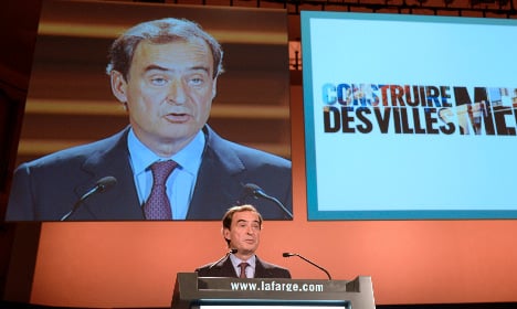 French CEO gets €2.5m bonus despite job cuts