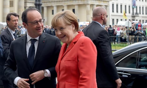 Hollande and Merkel join forces for climate deal