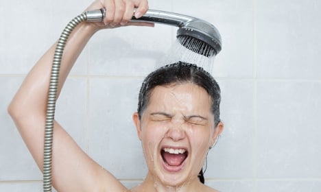France: 43 percent say no to daily shower