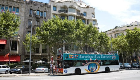 Barcelona tourists flee after stealing tour bus