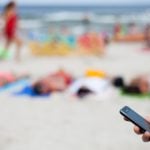 EU Commissioner ‘to ban roaming fees by 2017’