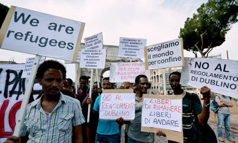 European protesters say ‘yes’ to migrants