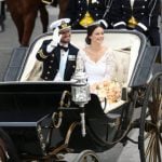 Swedish prince weds former glamour model