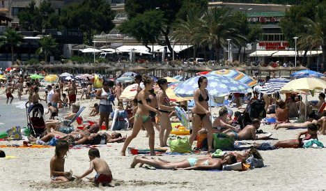 Spanish holiday islands consider limit on tourism