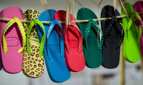 French woman fined €90 for driving in flip-flops