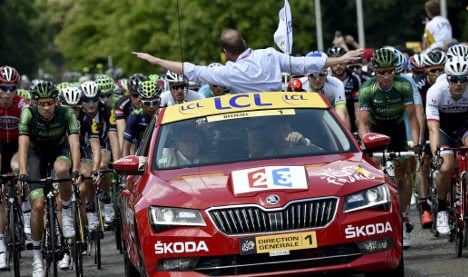 Tour de France stage hit by almighty crash
