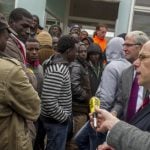 France agrees to take in thousands of migrants