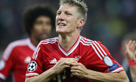 Schweini to join Man United, Bayern confirm