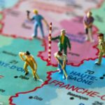 France names capital cities for new regions