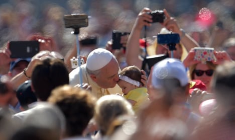 Pope surpasses 22m Twitter followers