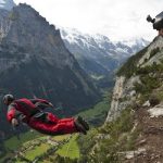 Italian base jumper dies in Bernese Oberland