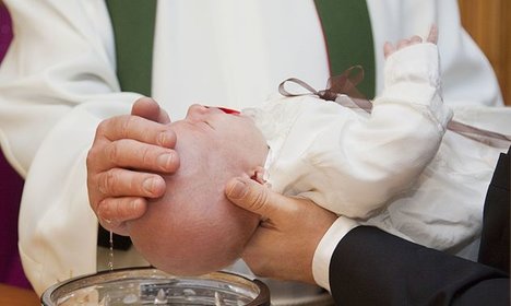 Italian parish offers parents €2k 'baby bonus'