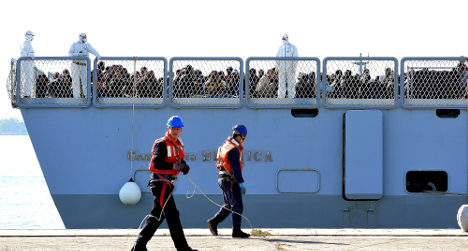 Sixty missing in new migrant shipwreck