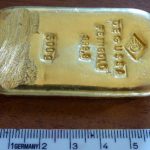 Teen swimmer finds €16,000 gold bar in lake