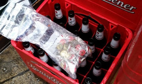 Thieves open 1,000 beers, don't drink any