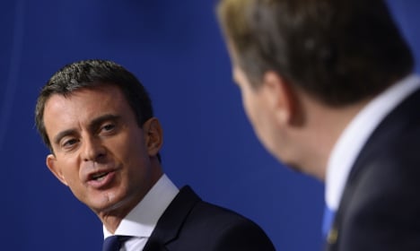 Valls blasts Hungary's approach to refugees