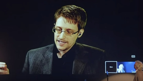 Snowden slams Russia in Norway awards