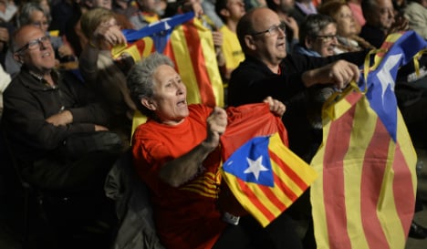 Catalan pro-secession parties could clinch parliamentary majority: poll
